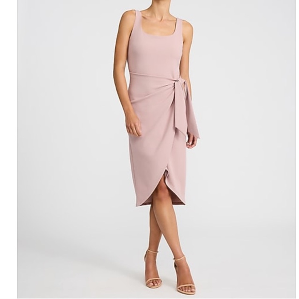 Express Sleeveless Tie-Waist Dress in Dusty Pink size xl